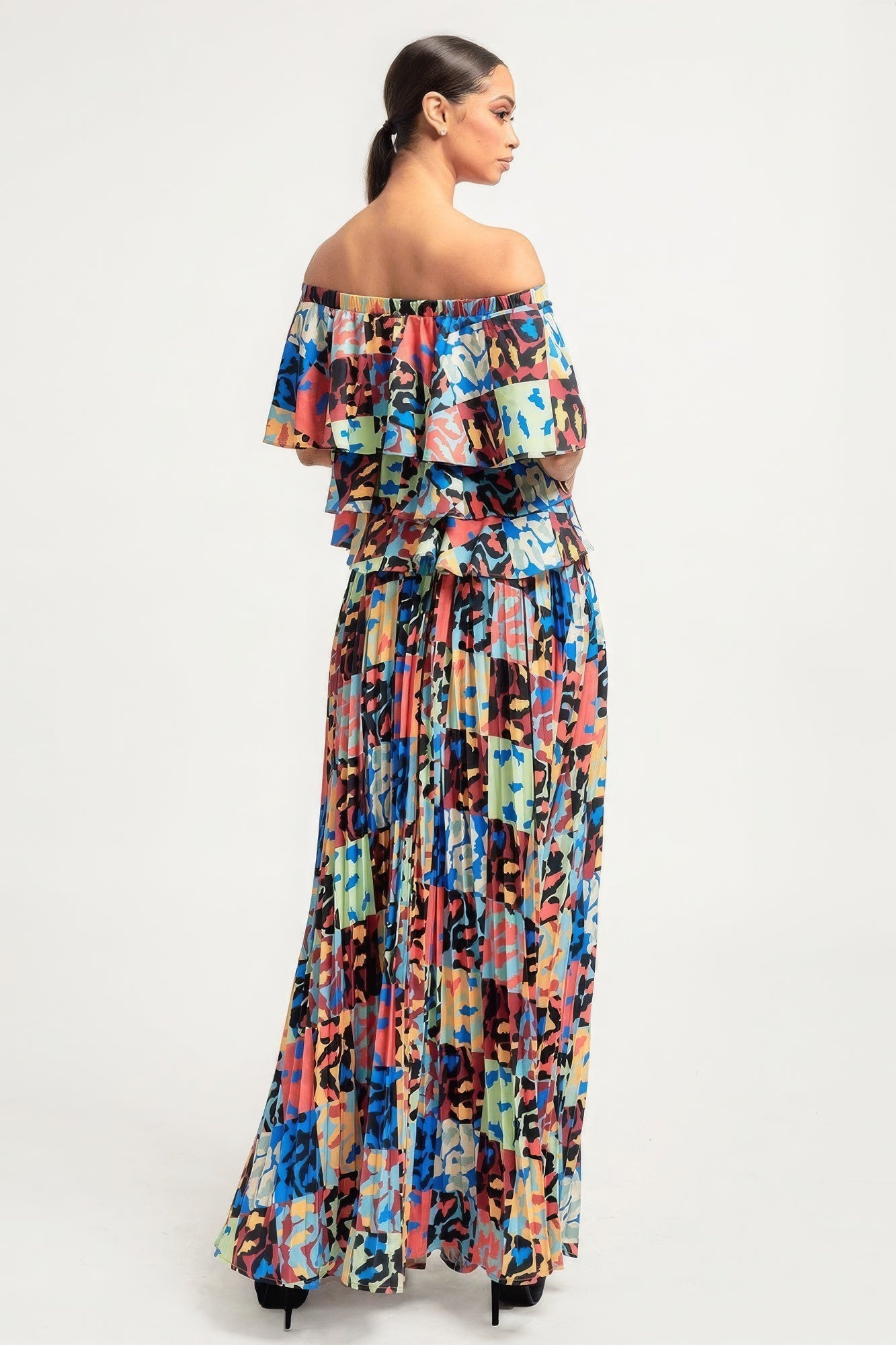 Printed Ruffle Top And Pleated Skirt Set